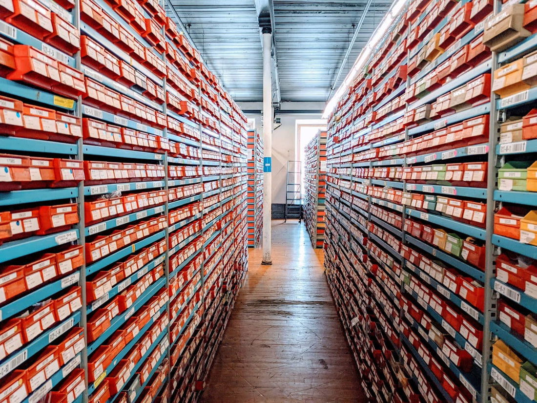 Ghid pentru cumpărarea încălțămintei engros - Sfaturi esențiale