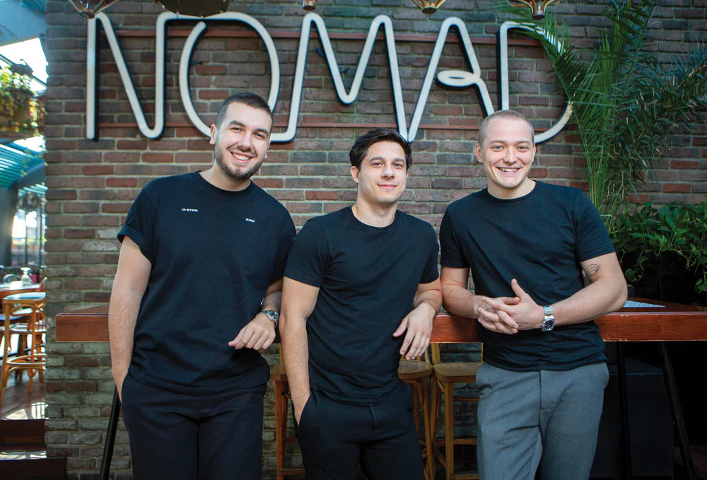 Кои сме ние