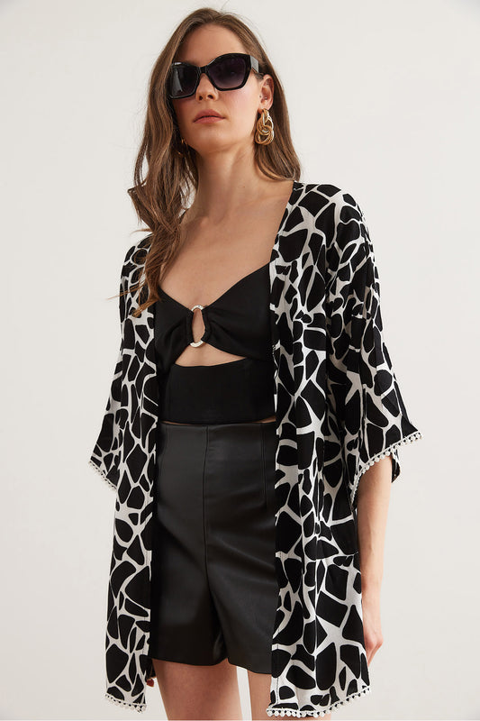Olalook Women's Black Guipure Detailed Geometric Viscose Kimono Women