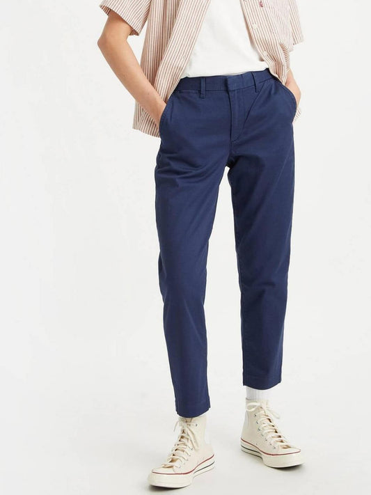 Levi`s Women trousers (A4673-0002)