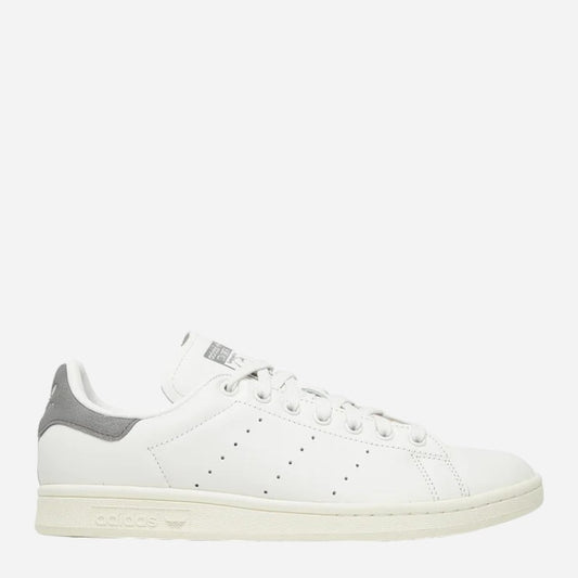 Adidas Men trainers and sneakers (GY0028_White)