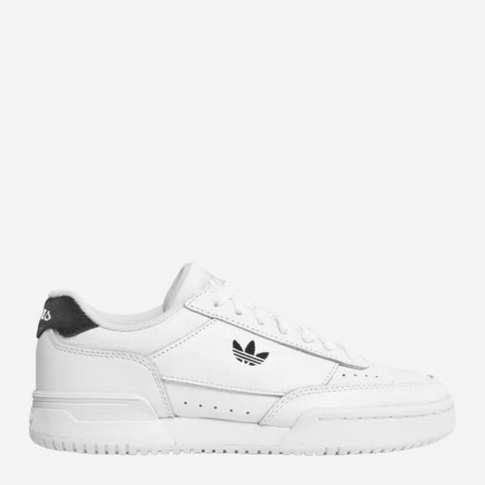 Adidas trainers and sneakers (IE8081) Women