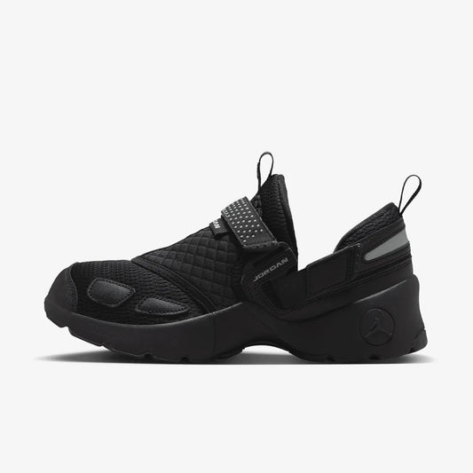 Jordan W Trunner Lx Black (HQ2164-001) Women